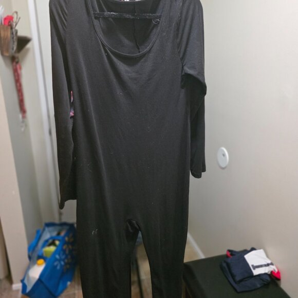 Boutique Maternity Wear Bundle – Designer Comfort Meets Everyday Elegance - Picture 6 of 15